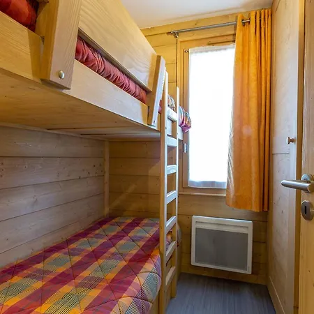 Meribel Mottaret : 2 Ch, Terrasse, Acces Piste, Au Coeur Du Quartier Du Laitelet - Fr-1-355-167 Apartment Les Allues