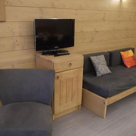 Meribel Mottaret : 2 Ch, Terrasse, Acces Piste, Au Coeur Du Quartier Du Laitelet - Fr-1-355-167 아파트